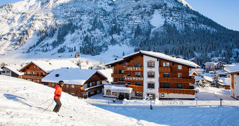 Fantastic slopeside location in Lech. Photo: Hotel Anemone - image_0